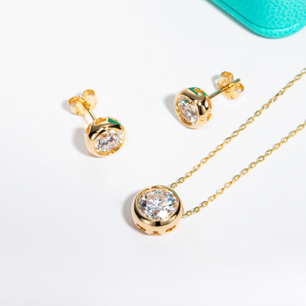 AnuJewel D Color Moissanite Be - مراجعة Ansi Chain وسعره